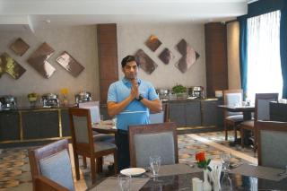 Neel Clarks Inn Express - Agra - 7