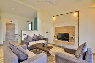 StayVista's Tinted Skies - Villa with Private Pool & Jacuzzi - Wada - 1
