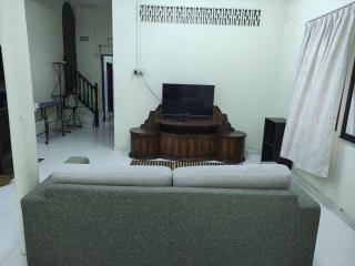 Abah homestay 138a Losong haji mamat 21000 kuala Terengganu - Kuala Terengganu - 1