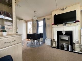 Modern Holiday Home #Skipsea Sands Static Hire - 7