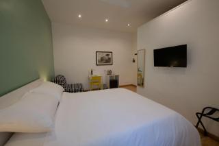 Domus Castroni Germanico - Rome - 6