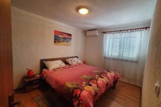 Apartment Mirella for 6 Persons located in central Istria - Gradinje - 1