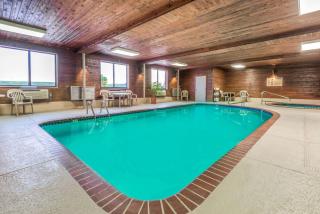 Super 8 by Wyndham Salina I-70 - Salina - 3