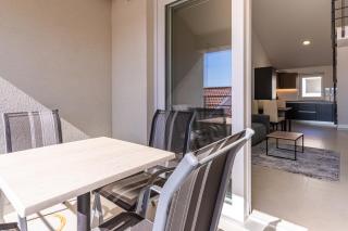 Sunrise Apartment - Cres - 3