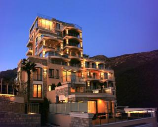 Family Lux Apartments - Lemon Garden and Pool - Bečići - 1