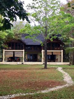 The BeachHouse Tanjung Lesung - Cipakus - 5