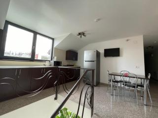 Dr House - Mioveni - 9