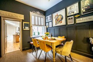 42 is the Answer- Stunning York townhouse appearing on TV Holiday Home Show - 5