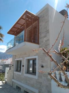 Thronos Aqua Appartment 1 - 4