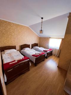 Giorgi's Guest House - Kazbegi - 2
