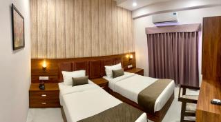 Hotel Mumbai House-LIG Behind CHL Hospital - Indore - 0