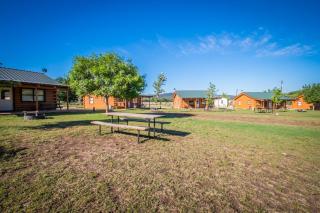 River Bluff Cabins - 3