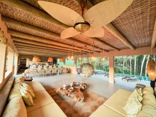 Boate Subterrânea, Beach Tennis & Bangalôs - Camareira e cozinheira incluso! - 3