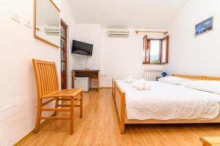 Sobe i apartman Mareta - Miholašćica - 5