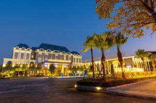 Viktor Legends Hotel - Móng Cái - 0