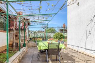 Apartment Mirijana - Tar - 9