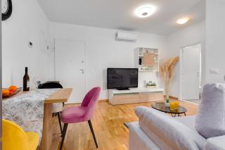 Apartment RoNi + besplatan parking - Zadar - 7