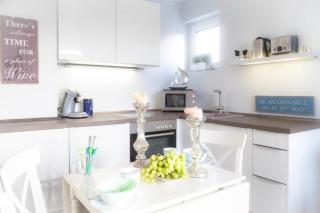 Th_ H_Str_3 App_ 30 Kaisers Home - Westerland - 3