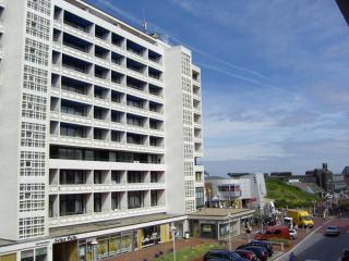 Strandkoenigin 1 _AD1 _ 205_ - Westerland - 1