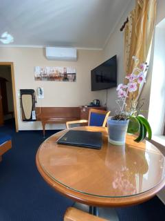 Zámecký Hotel Zlatý Orel - Hranice - 7