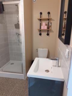 superbe grand studio tout confort avec exterieur - Poussan - 2