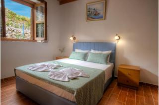 Stone Villa I in Petres - Petres - 4