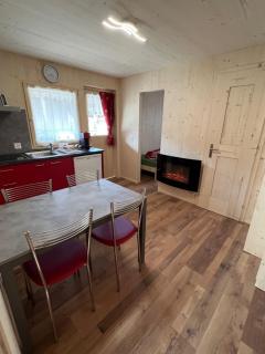 Bungalow Li Presi in Camping Cavresc, Via dal Cavresc 1, 7746 Le Prese-Poschiavo - Poschiavo - 4