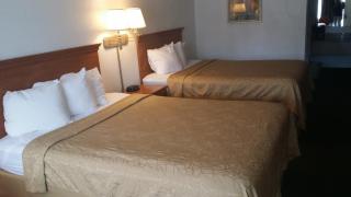 SureStay Hotel by Best Western Summersville - 9