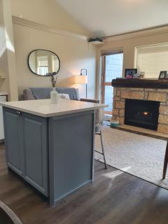 R & R Retreat Luxury Condo - Whistler - 7