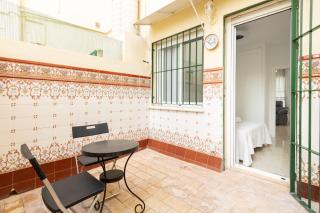 Bordador Central Courtyard by Valcambre - 7