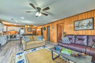 Cozy Maggie Valley Cabin, 1 Mi to Tube World! - Maggie Valley - 7
