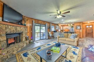 Cozy Maggie Valley Cabin, 1 Mi to Tube World! - Maggie Valley - 6