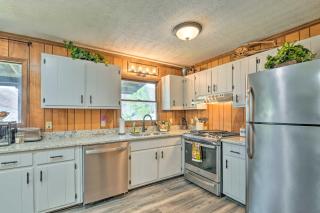 Cozy Maggie Valley Cabin, 1 Mi to Tube World! - Maggie Valley - 1