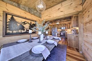 Stunning Escape with Loft, Hot Tub and Mtn Views! - Morganton - 2