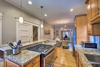 Louisville Home with Hot Tub in The Highlands! - Louisville - 1