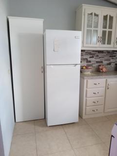 Michand Guest Apartments- Cozy one or two bedroom- 5 walk minutes from airport 10 mins drive to Oistins or beach - Christ Church - 2