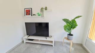 MaxBnb - T2 Balcon 50m2 - Climatisé - Ouest - - Tolone - 2