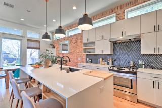Chic Frida Kahlo Condo Less Than 4 Mi to Dtwn Austin - 9