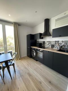 Ajaccio Magnifique T2 45m2 neuf 5 personnes Clim wifi stationnement gratuit centre ville plage à 300m - 7