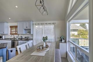 The Rookery - Dreamy Home with Private Dock! - Yelm - 2