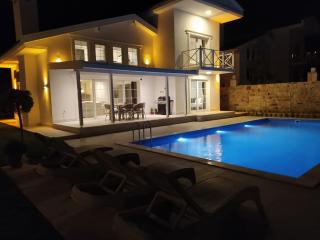 Fantastic holiday house.. Toscana feeling by foça - Foça - 0