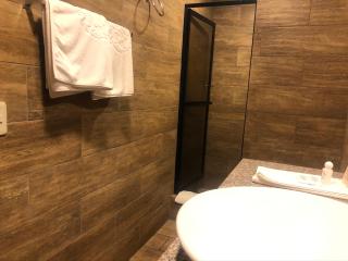 Hotel Ambassador - Quito - 4
