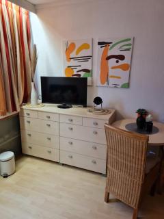 Eine Zimmer Apartment - 1