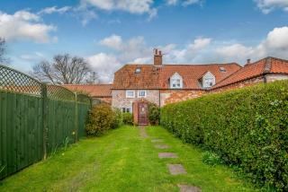 Woodbine Cottage - Market Rasen - 0