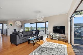Maranui BeachSide Retreat - Mt Maunganui Home - 9