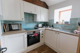 GABLE COTTAGE - One Bed Cottage Close to Holmfirth and the Peak District - 8