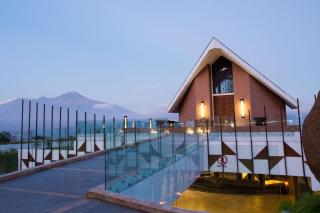 Amartahills Hotel and Resort - Batu - 3