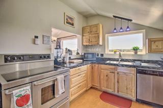 Near White Mountain Lake Home with Balcony and Patio - Show Low - 4