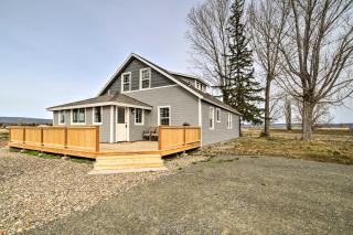 Secluded Bonanza Home with Antique Furnishings - - 8