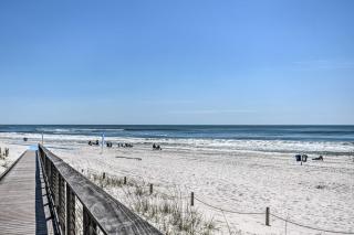 Chic Gulf Shores Condo with Pool and Beach Access - Gulf Shores - 8